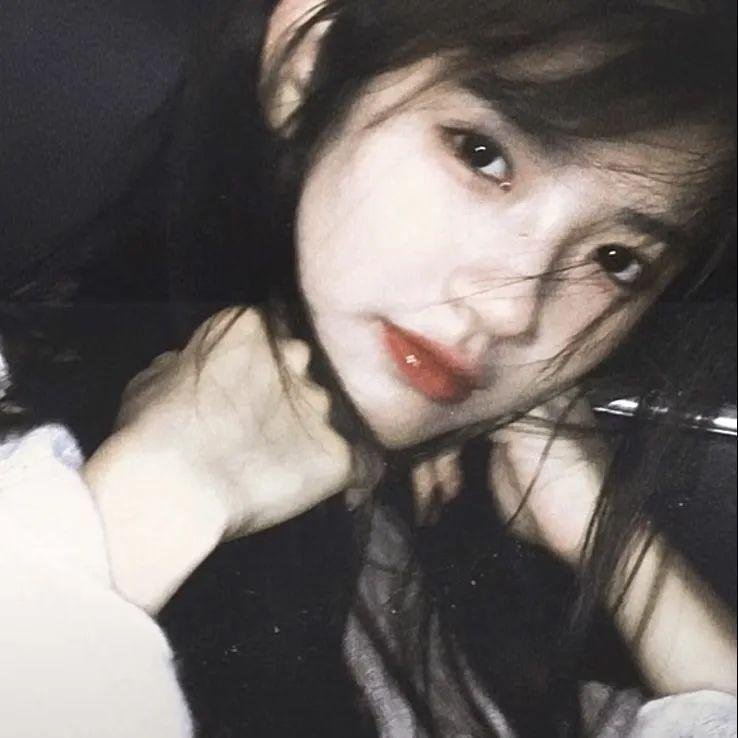 他有一张鲍嘉的脸